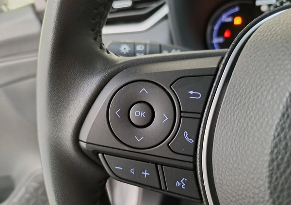 Toyota RAV4 cena 149900 przebieg: 42304, rok produkcji 2019 z Ińsko małe 466